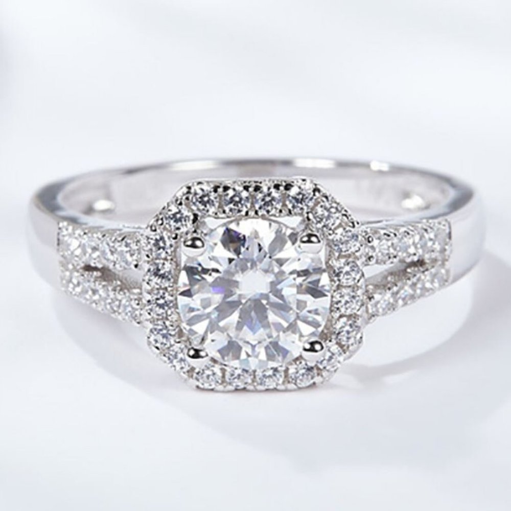 Certified 1ct. t.w. Moissanite Diamond Square Halo Wedding Engagement Ring NEW - Picture 1 of 13